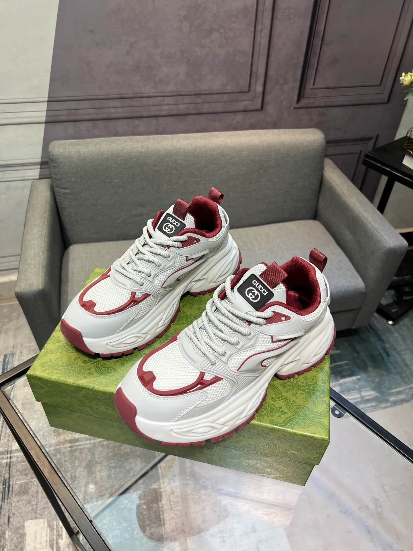 💰¥460 Brand: GUCCI Standard code: 38-44, Material: original material splicing, comfortable and breathable lining, lightweight and wear-resistant sports outsole Style category: men's fashionable casual shoes, running, sports shoes, distinguished luxury brand elements, top luxury